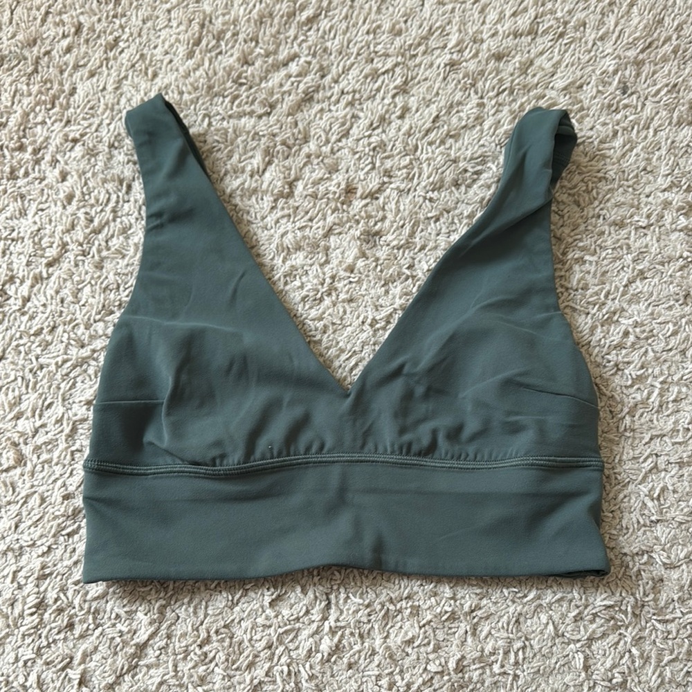 Lululemon Green Seamless Bra with Wide Straps